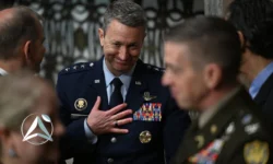 وزیر جنگ آمریکا: اگر ایران توافق نکند حمله قطعی ست